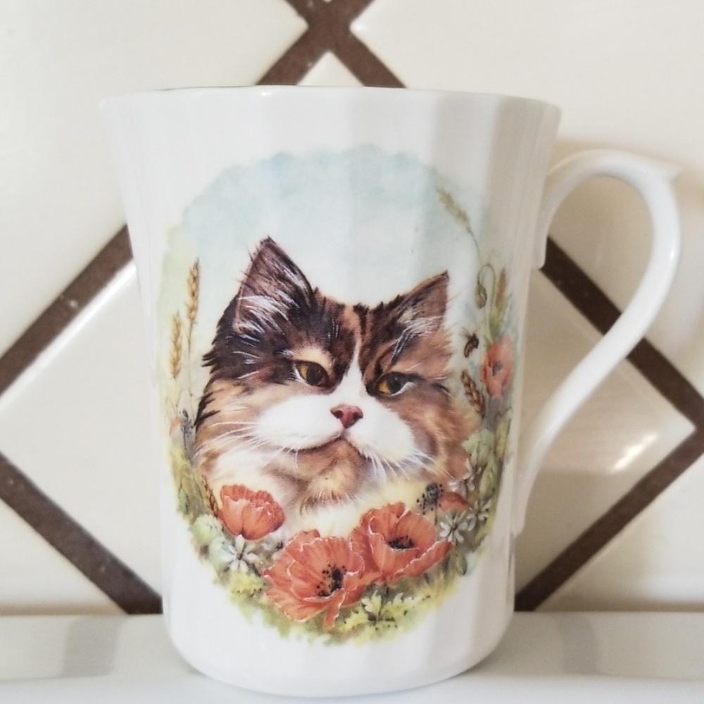 Regency Bone China Cat Mug